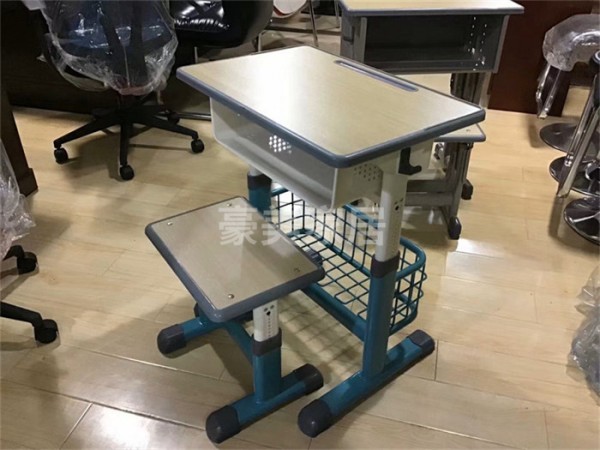 学校家具