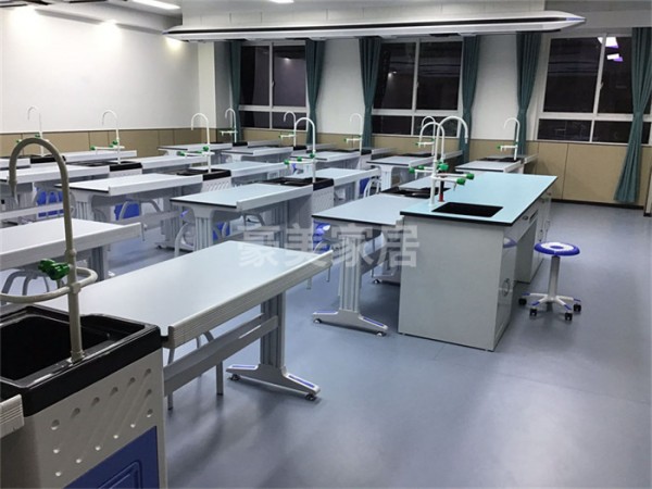 学校家具