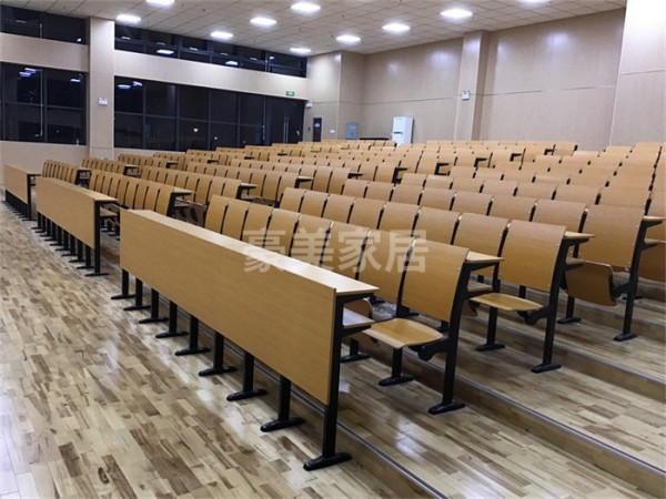学校家具