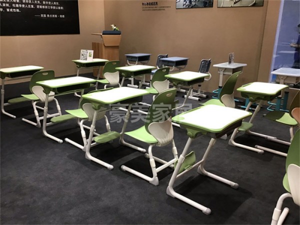 学校家具