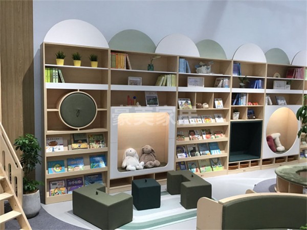 学校家具