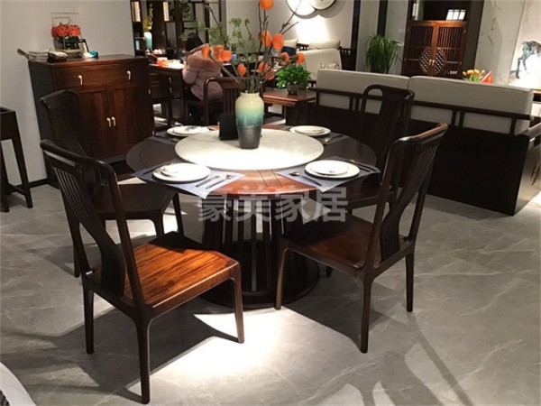 套房活动家具