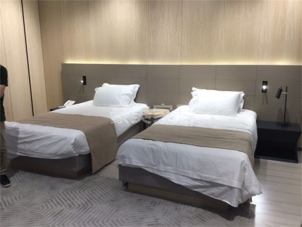 套房活动家具