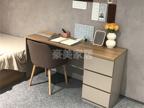 套房活动家具