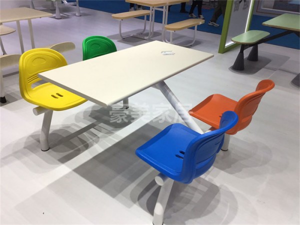 餐厅家具